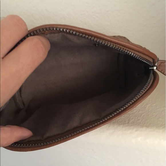 Caviar makeup bag, pure leather. New without tags! - Picture 4 of 4