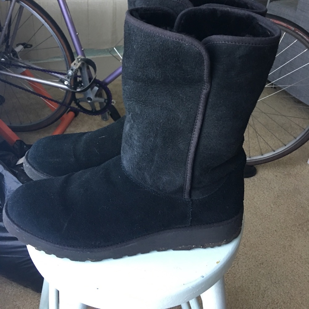 Ugg low wedge Amie boot