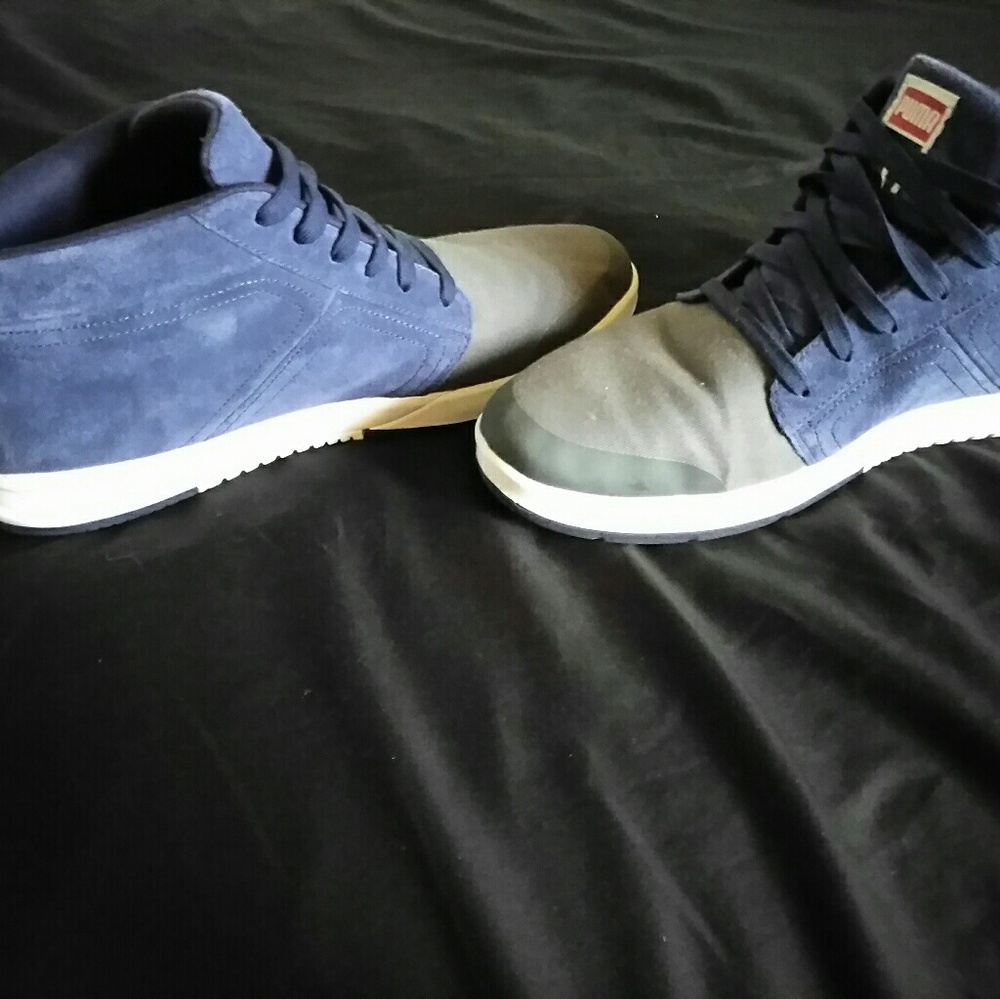 Pumas Funist Mids - Picture 2 of 6
