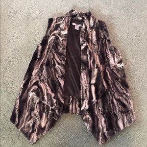 Black gray white faux fur small lined vest