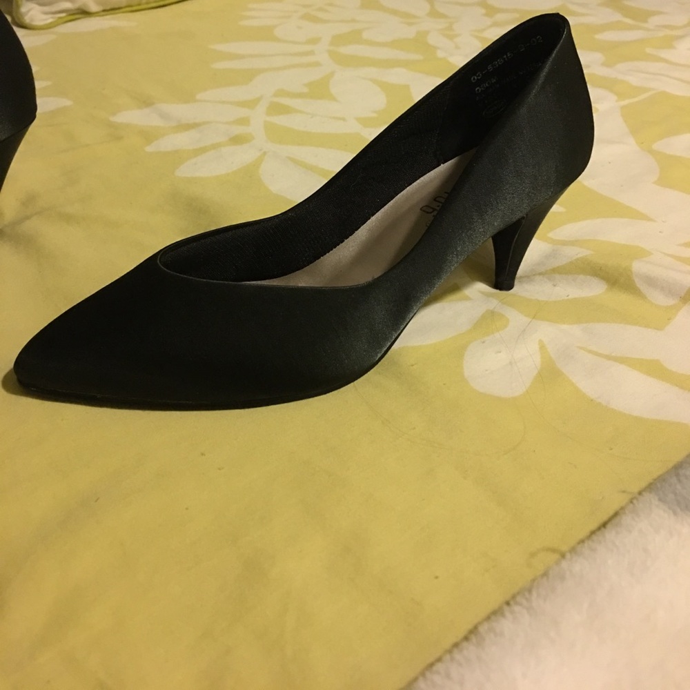 Black dress heel