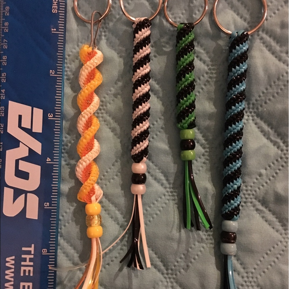 Key Rings Set of 4 - Picture 2 of 3