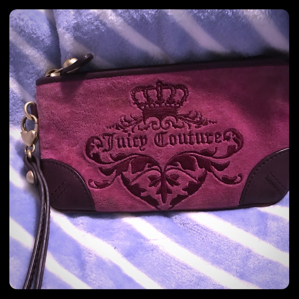 Juicy couture wristlet‼️