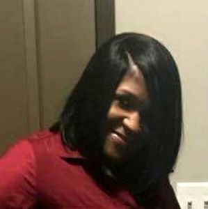 Meet your Posher, Yolanda