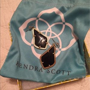 Kendra Scott earrings. Like new.