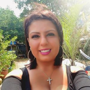 Meet your Posher, Antoinette