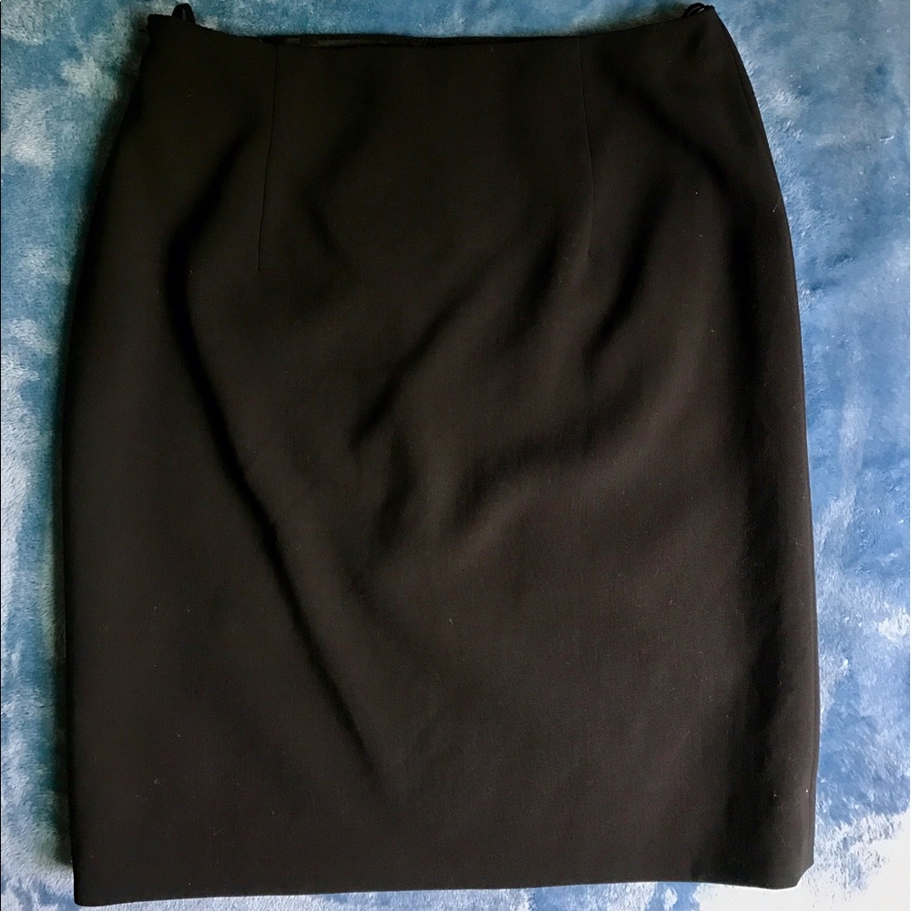 MaxMara Knee Pencil Skirt US 6 100% Wool Like New