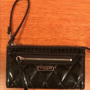 🌸 COACH WRISTLET 🌸