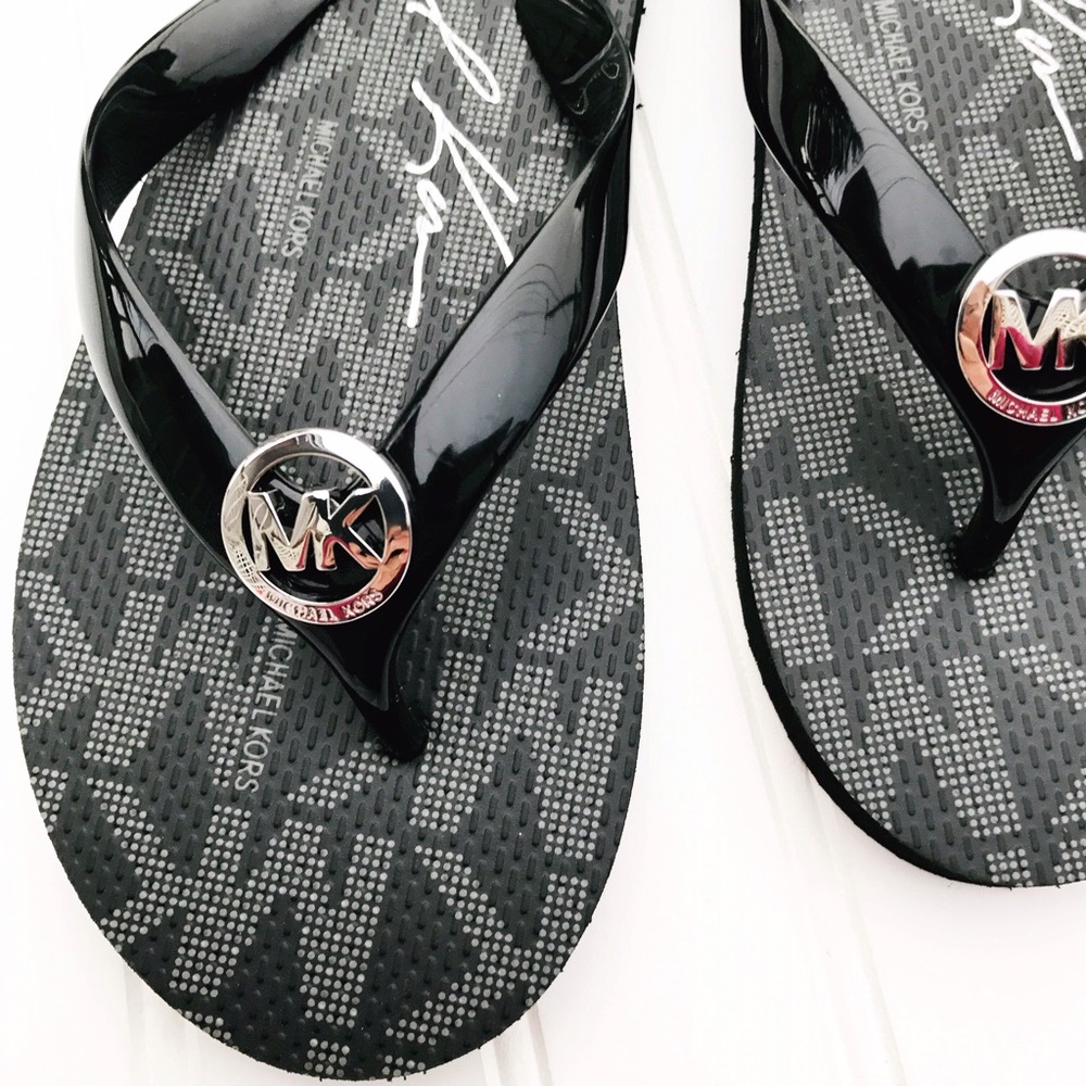 Michael Kors Flip Flops NWOB
