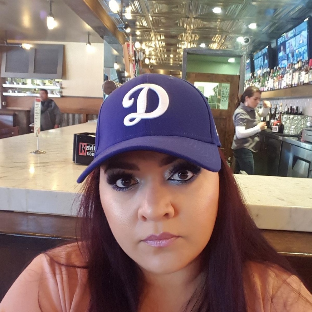 Meet your Posher, Zenaida