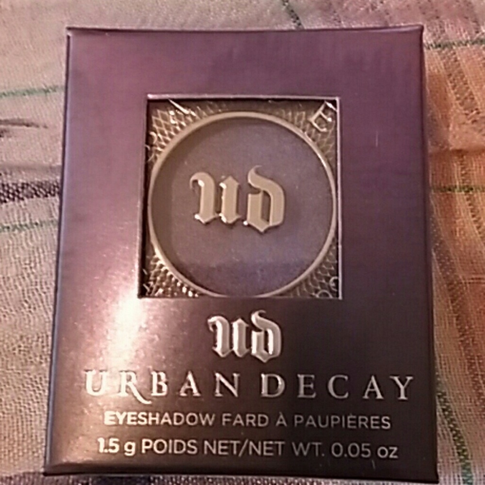 Urban Decay Eyeshadow - Dive Bar