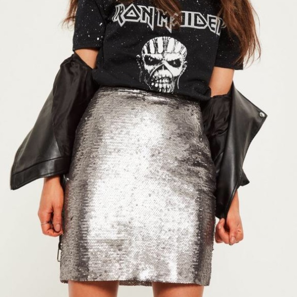 Missguided Silver all over sequin skirt