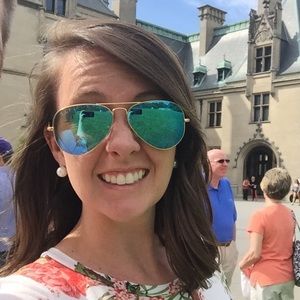 Meet your Posher, Katie