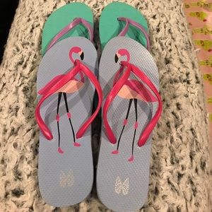 VS Flip flops
