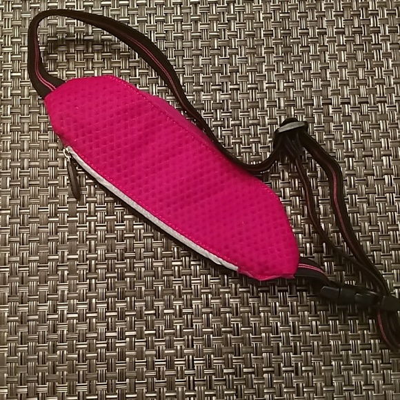 ✳️Sold✳️ Workout accessory bundle - Picture 7 of 8