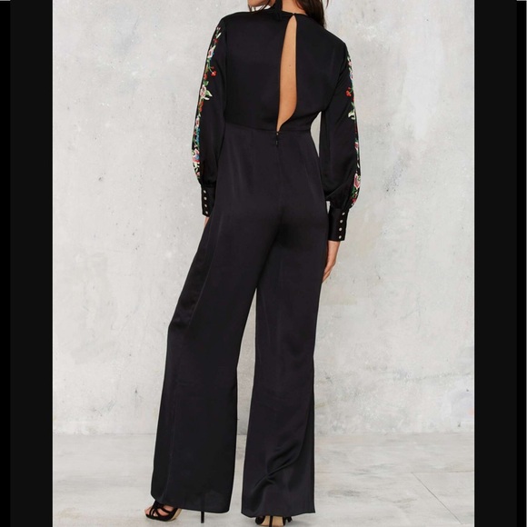 #5102 🦁💛 NEW come up roses embroidered jumpsuit - Picture 2 of 6