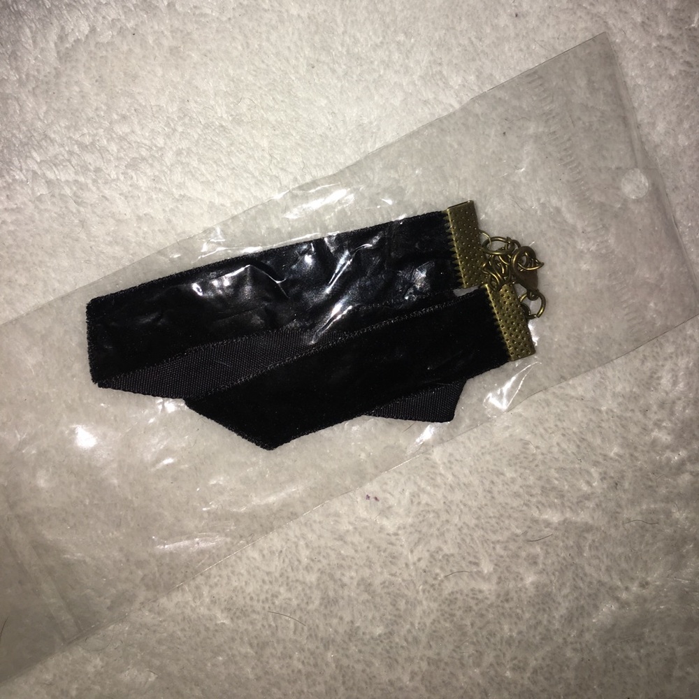 Choker Bundle