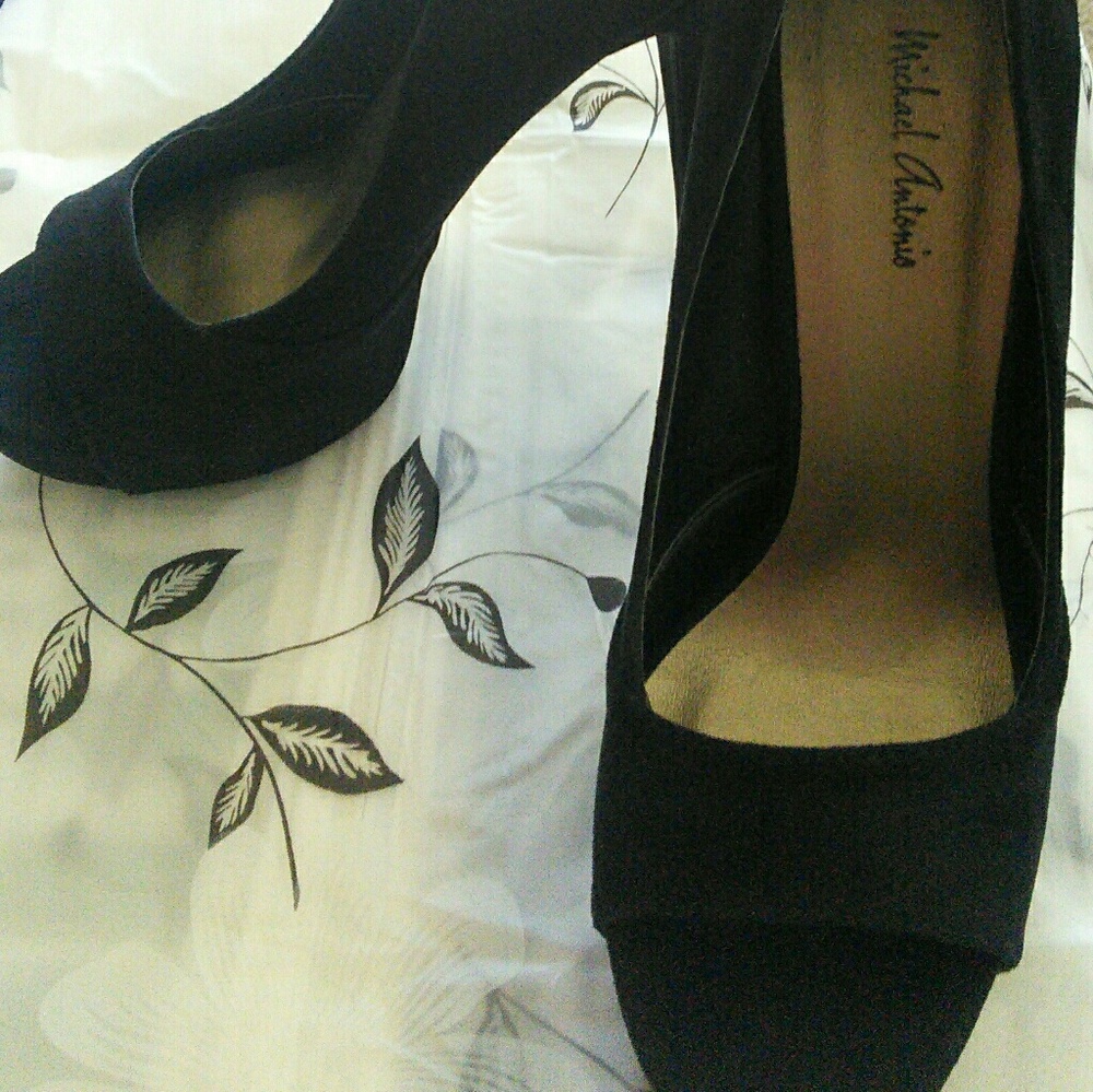 Michael Antonio Black Peep Toe Platform Pumps
