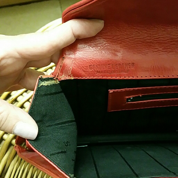 Vintage, rare red leather Perry Ellis clutch - Picture 5 of 5