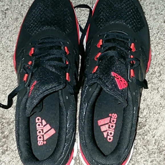 Adidas brand new never been worn mens 10 1/2 - Picture 1 of 4