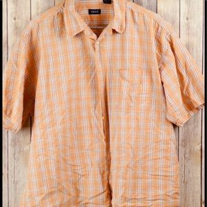 IZOD Plaid Botton Up Shirt