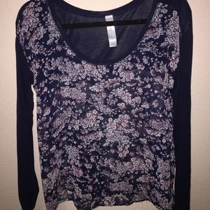 Long sleeve floral top