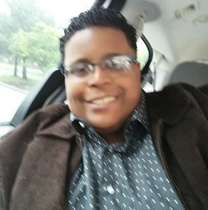 Meet your Posher, Angelia