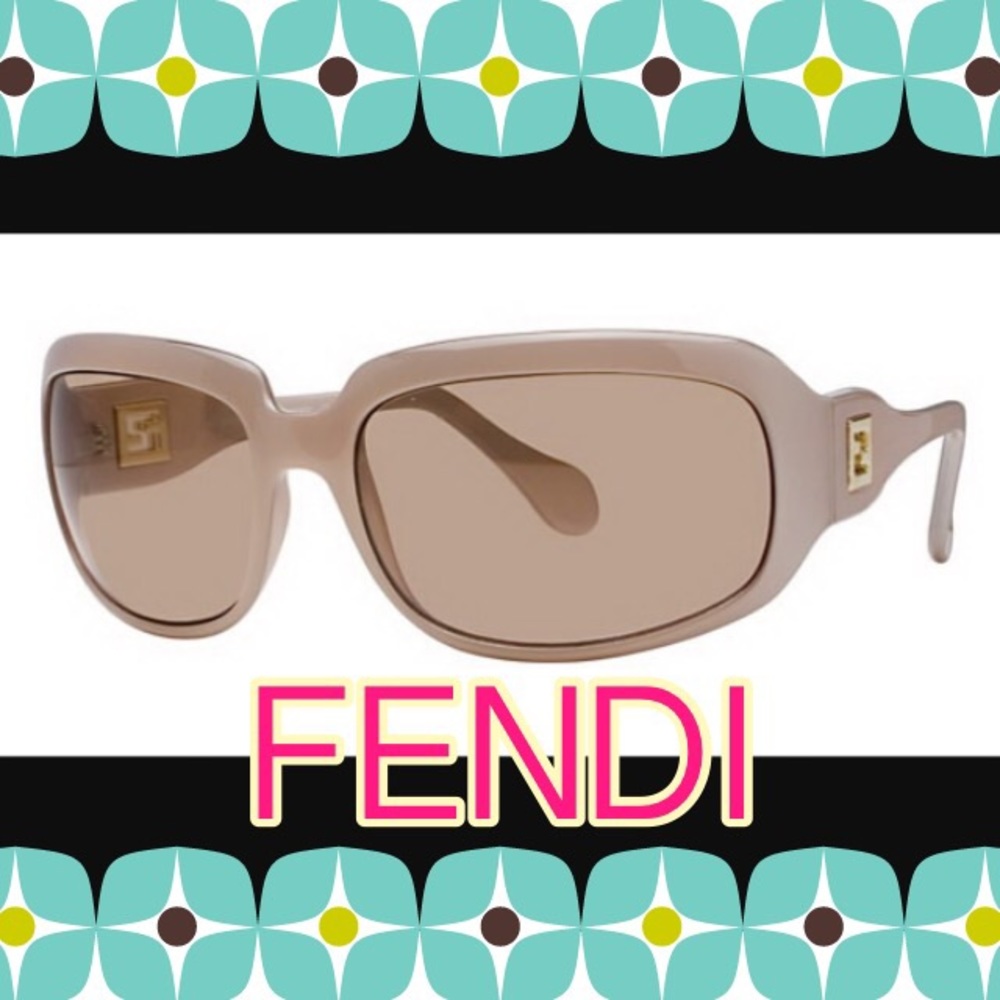 🕶💯Authentic FENDI Light Pink Sunglasses 😎
