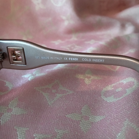 ??Authentic FENDI Light Pink Sunglasses ?