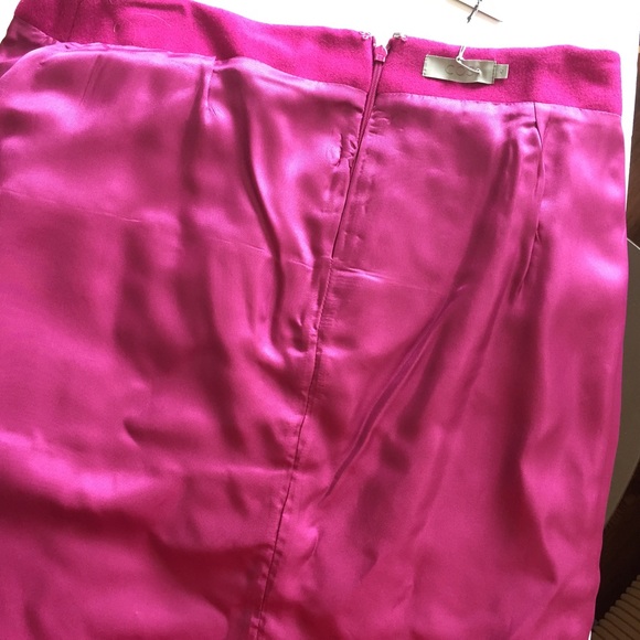 COS HOT PINK / MAGENTA SKIRT W/GEOMETRIC PLEATS - Picture 4 of 8