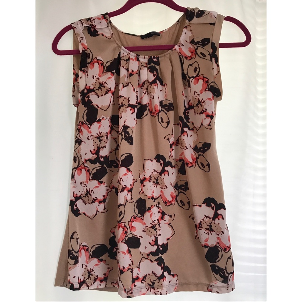 The limited floral blouse top