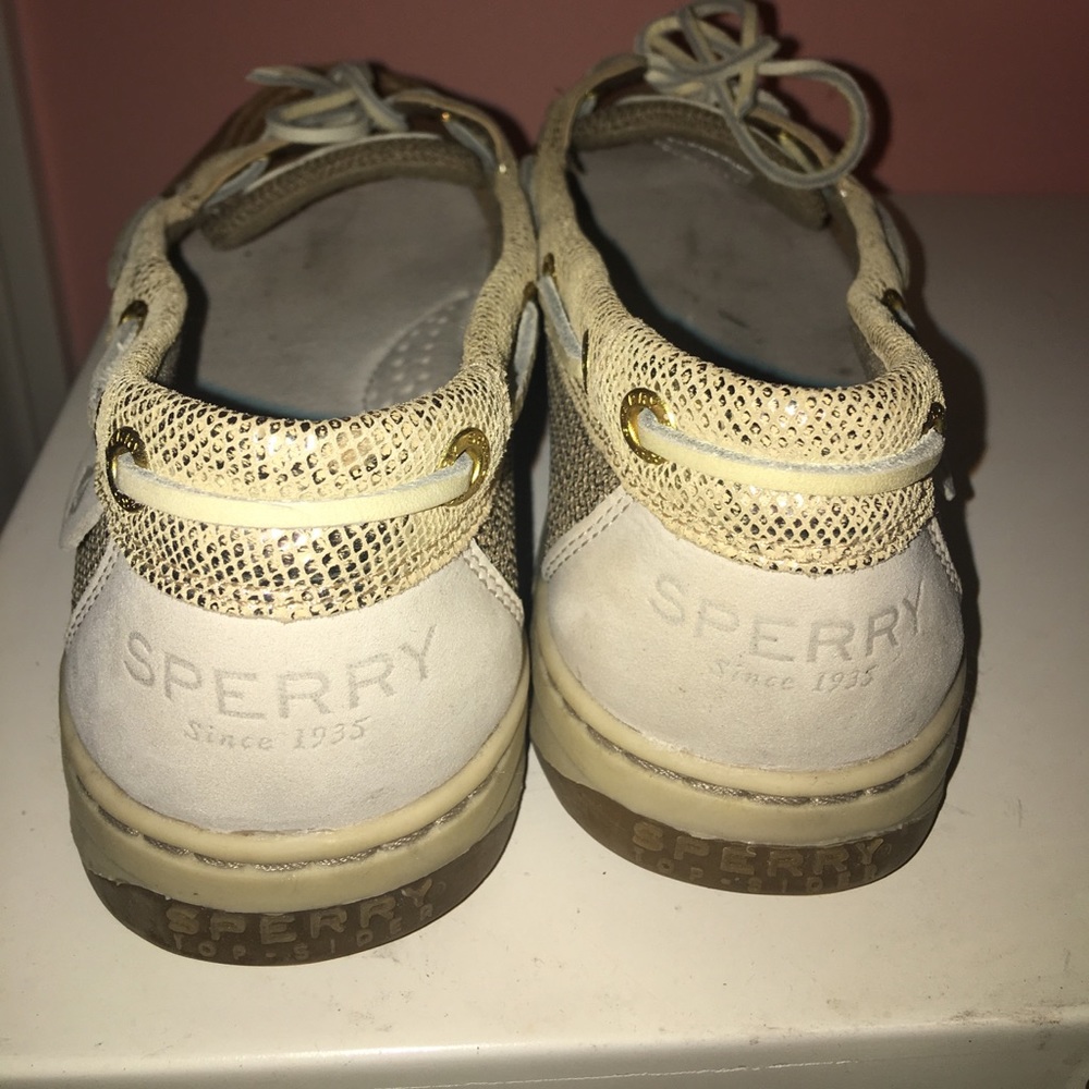 Sperry - Picture 3 of 3