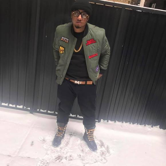 Meet your Posher, Kevin - Picture 1 of 1