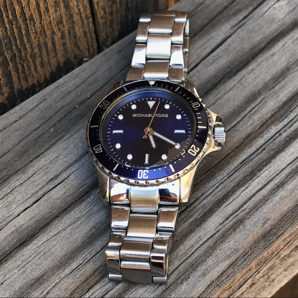 Delicate silver watch