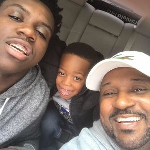 Meet your Posher, Kwomya