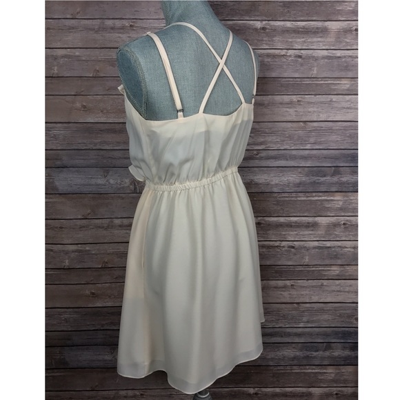 {BCBGeneration} Ruffle Front Peach Mini Dress - Picture 4 of 5