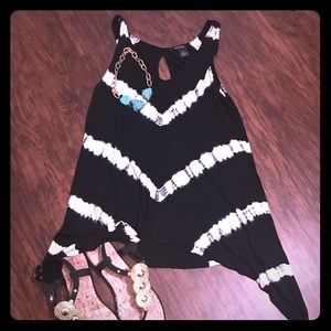 DKNY Blouse 🖤 Black & White 🖤 TyeDye 🖤 Large