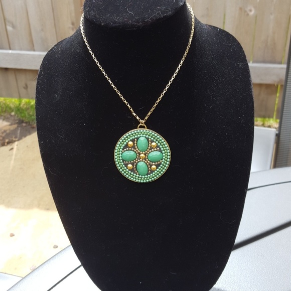 unknown Jewelry - Green Statement Necklace