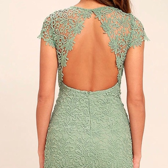 Beautiful Green Lace dress 👗 - Picture 4 of 6