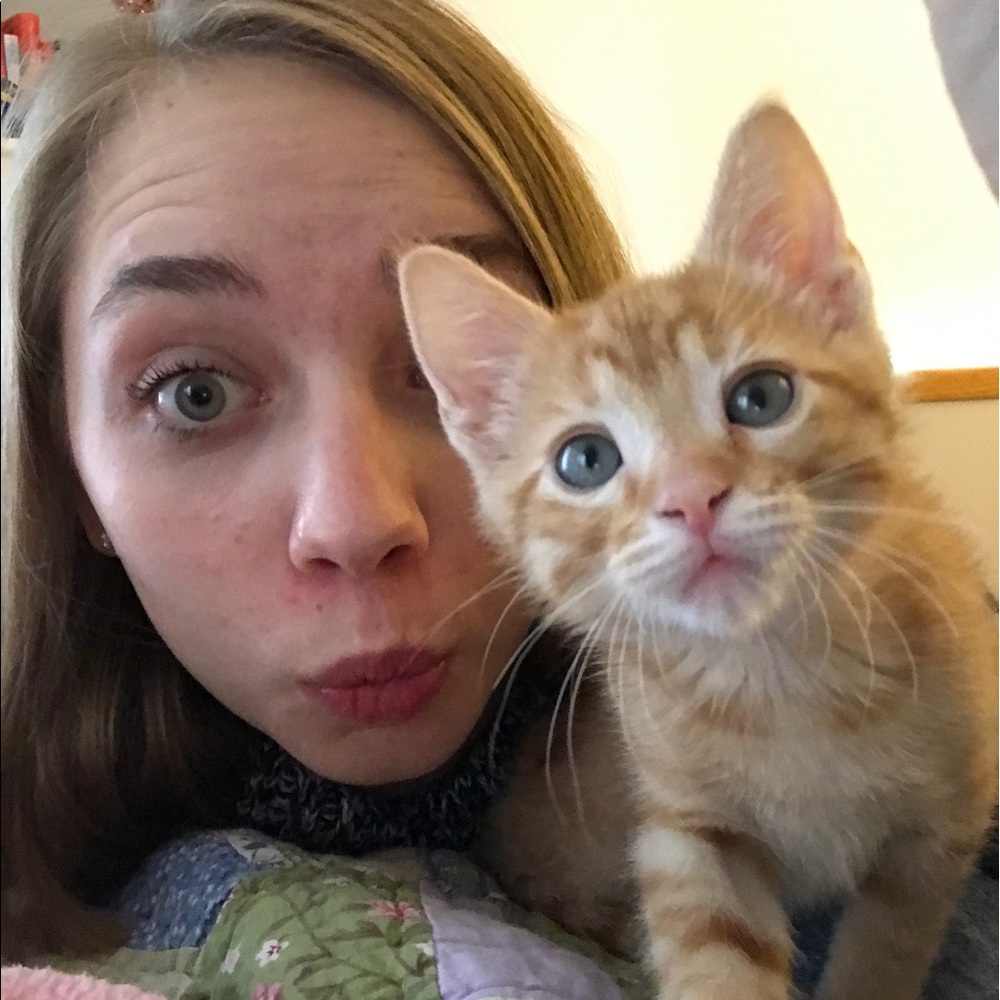 Meet your Posher, Lee