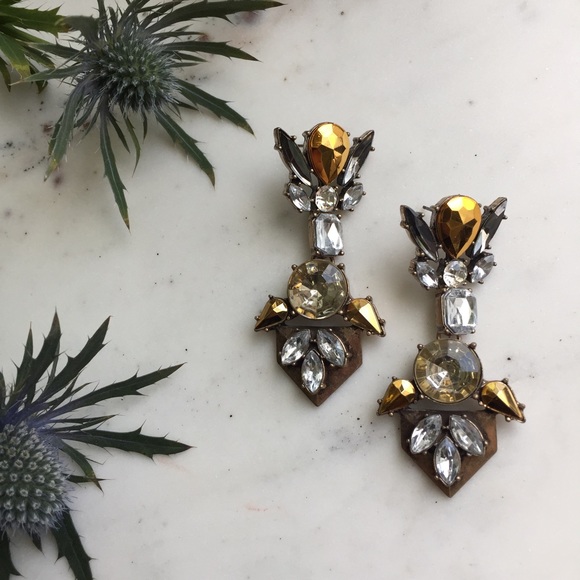 "Aspyn" Earrings || Gold & Clear Crystal Statement - Picture 2 of 9