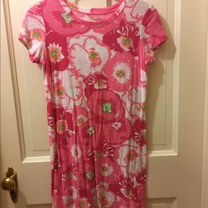 Cute summer Lilly Pulitzer dress