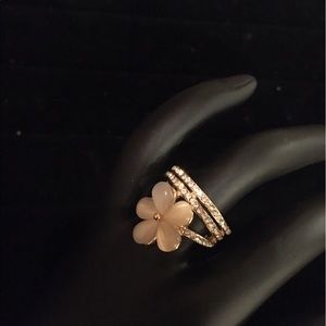 Fashion ring Fashion ring