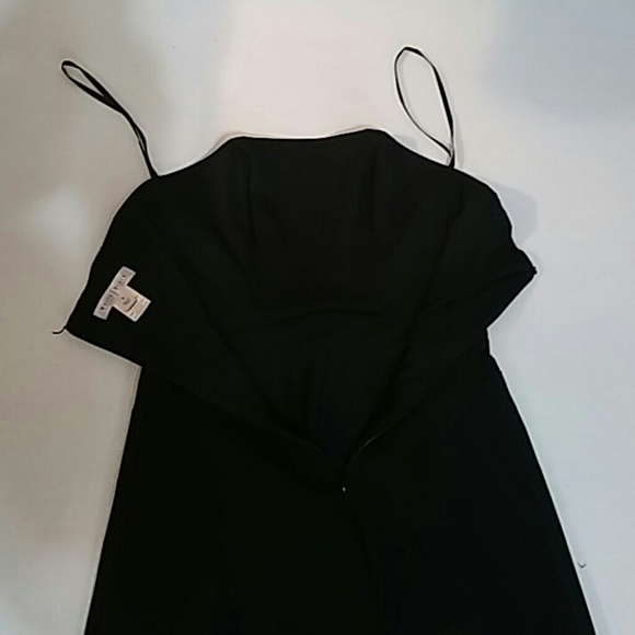 Black Medium Slit Elegant Evening Prom Dress - Picture 4 of 4