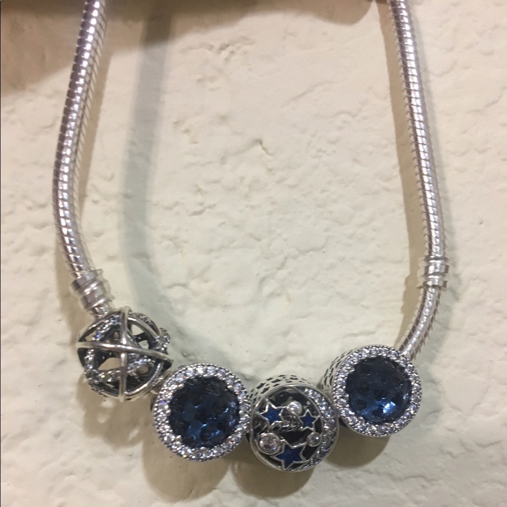 🌼Authentic pandora charms🌼