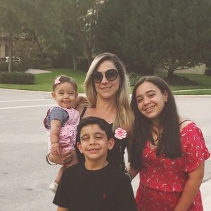 Meet your Posher, Flavia