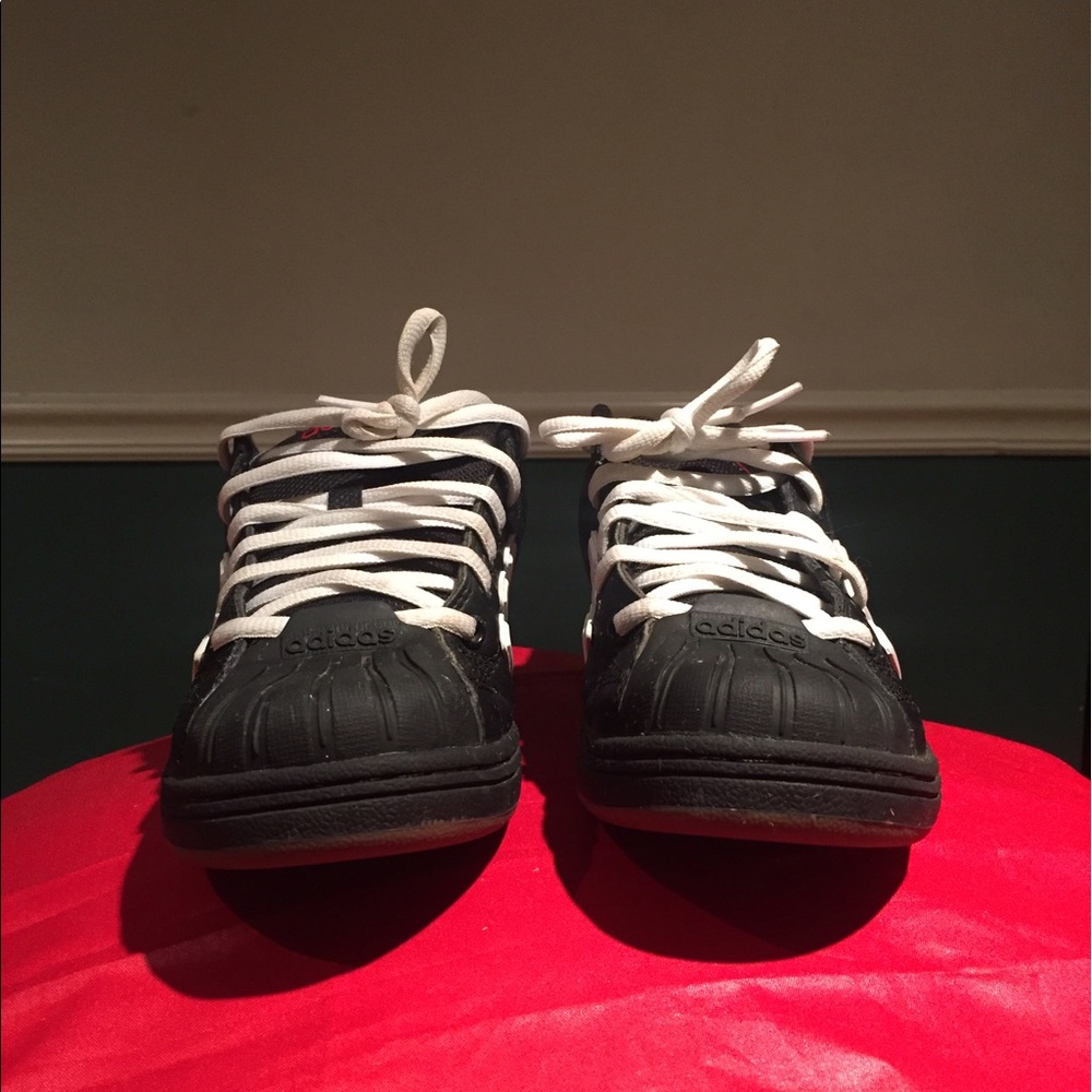 Black and white Addidas