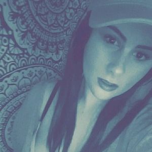 Meet your Posher, Lyn