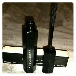 Marc Jacobs Velvet Noir Mascara Travel Size Marc Jacobs Velvet Noir Mascara Travel Size