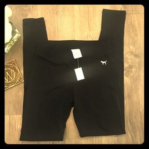 New✨PINK Victoria's Secret Black leggings